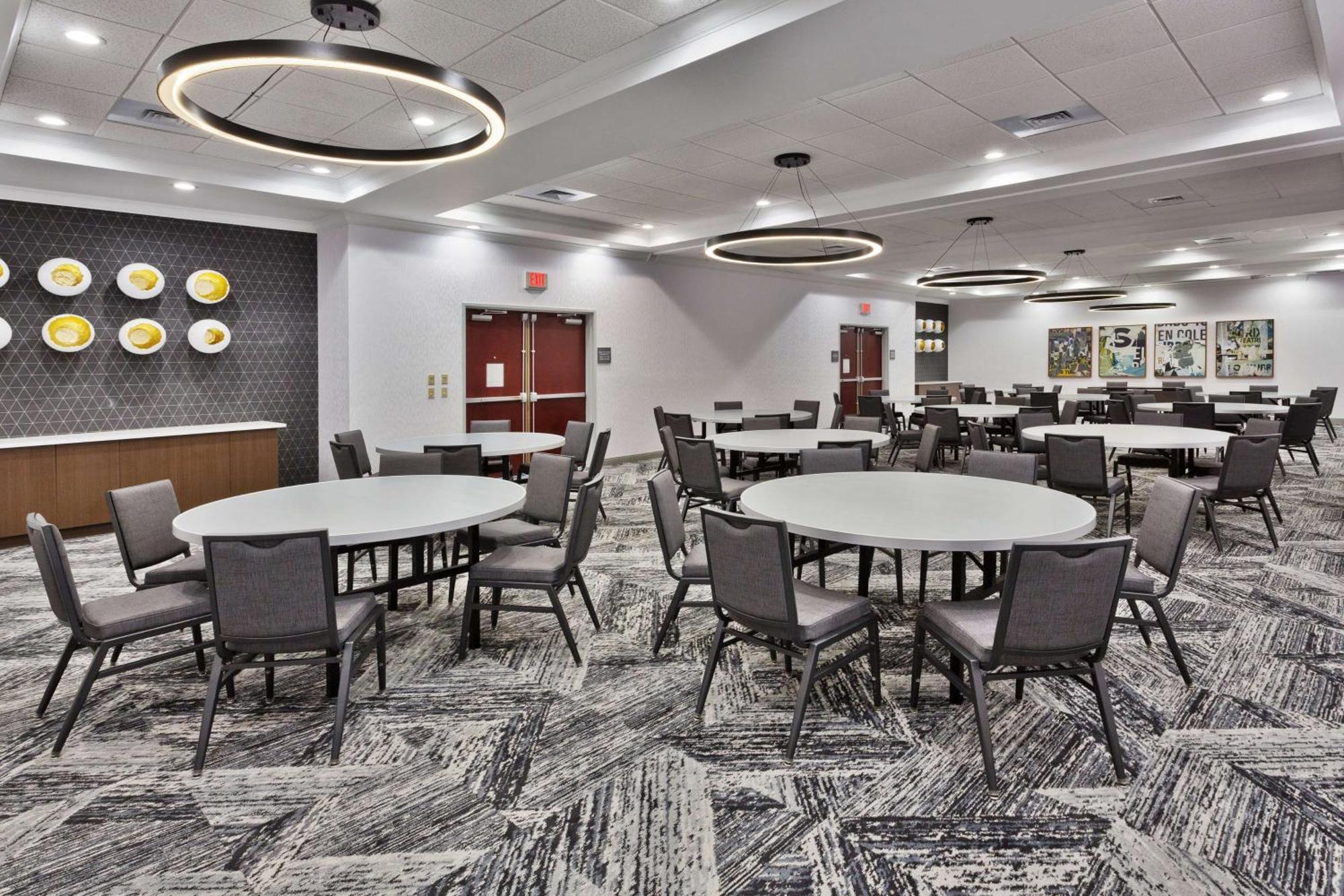 Doubletree By Hilton Dothan, Al Exterior foto